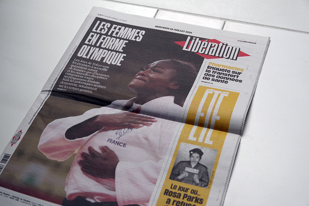 <p>Press</p>
